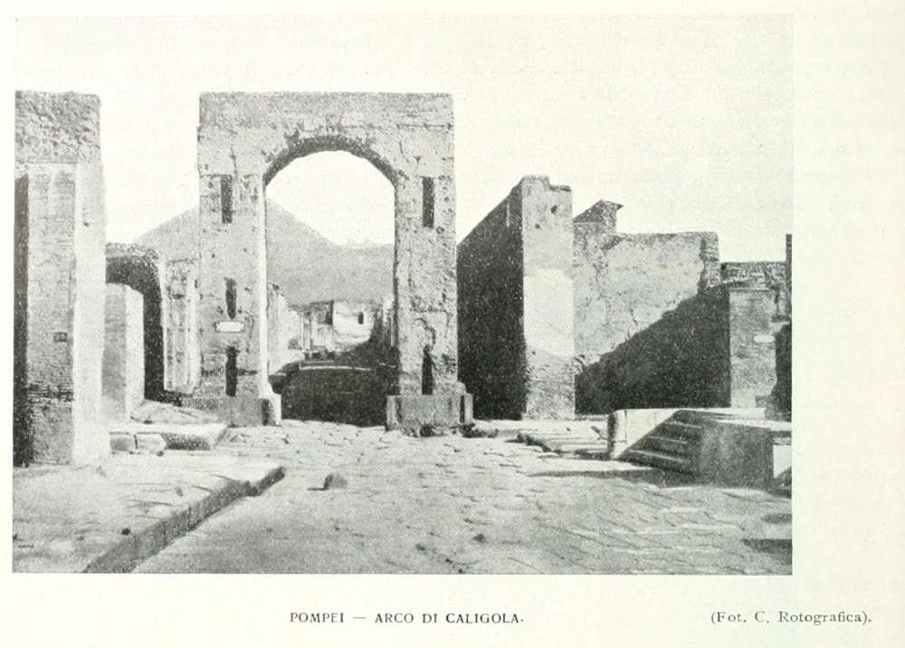 Pompei 1913 - Immagini tratte da Emporium di quell'anno. Ricerca e archivio Vesuvioweb